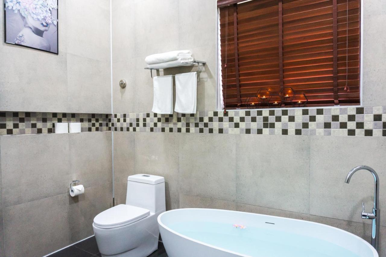 Luxury Villa Elena With Pool Not Far From Lio Beach 엘니도 외부 사진