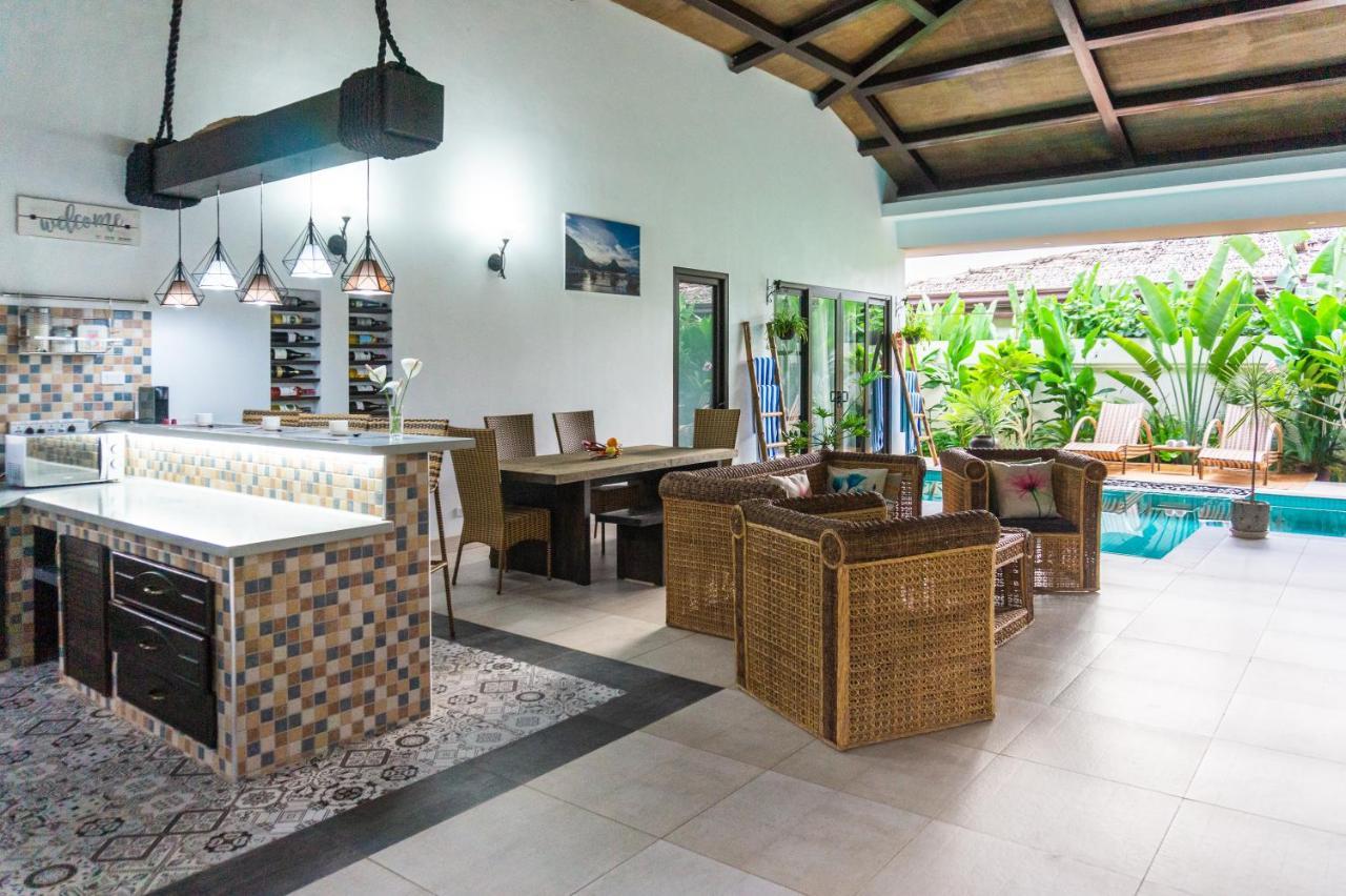 Luxury Villa Elena With Pool Not Far From Lio Beach 엘니도 외부 사진
